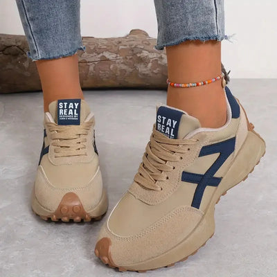 Sportlicher Freizeitsneaker | Profilsohle | Kontrast-Design