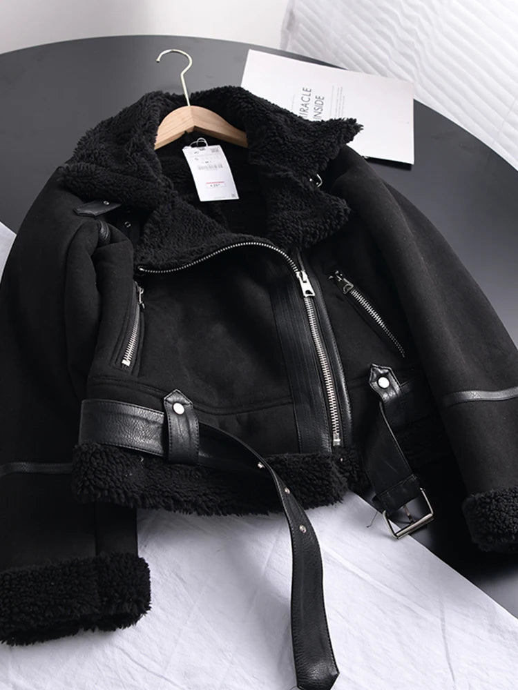 50% Rabatt | Ottilie™ | Damenmantel aus Wildleder mit Fleecefutter und Taillengürtel