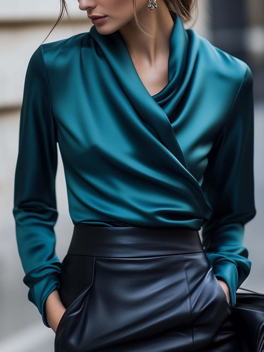 Wickelbluse mit Wasserfallausschnitt | Langarm | Edler Glanz-Look