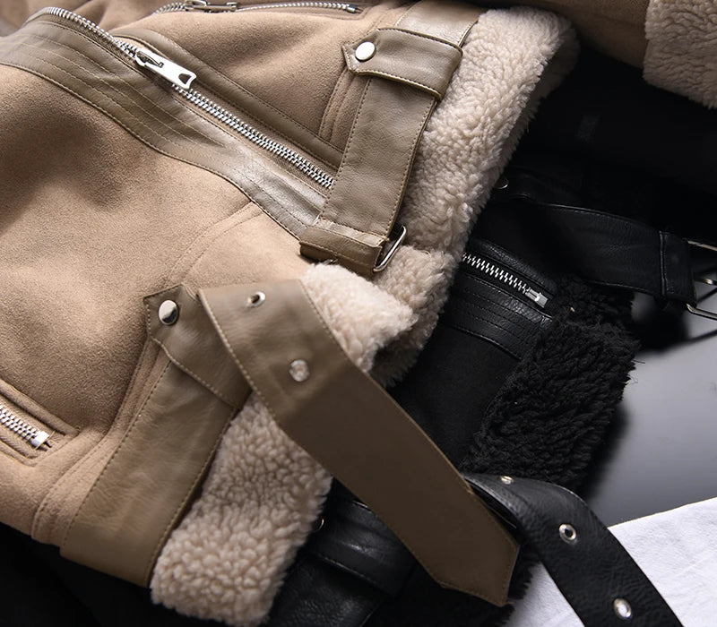 50% Rabatt | Ottilie™ | Damenmantel aus Wildleder mit Fleecefutter und Taillengürtel