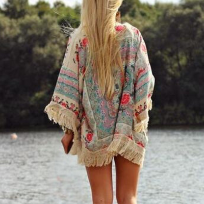 Marjorie - Schicke böhmische Strickjacke mit Blumenmuster in Übergröße