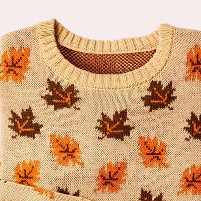 Nerina - Modisch-femininer Pullover mit raffiniertem Blattmuster