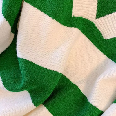 Portia - Eleganter Pullover mit kalten Schultern für Frauen
