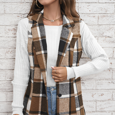 Klaudia - Elegante karierte Damenstrickjacke für einen robusten Winterlook