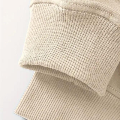 Mirela - Gespenstischer Halloween-Pullover für Frauen