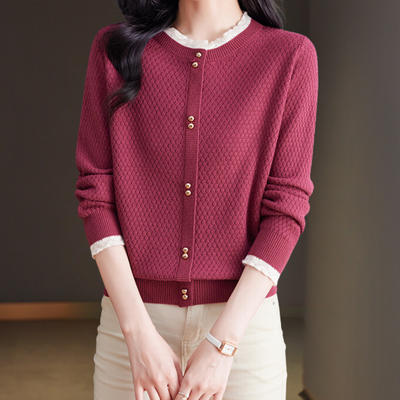 Nevena - Schicker Damenpullover mit raffinierten Knöpfen