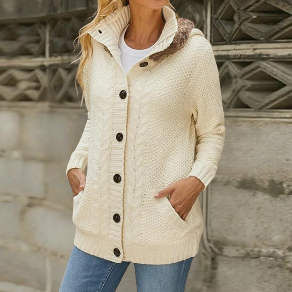 NAYLANI - Stylische Damenweste mit Kapuze für einen schicken Look