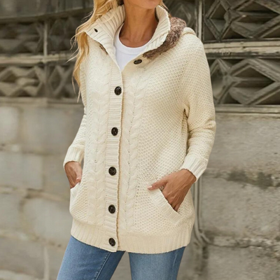 NAYLANI - Stylische Damenweste mit Kapuze für einen schicken Look