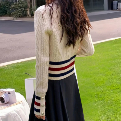 LUA - Stilvolle Damenstrickjacke für einen eleganten Look