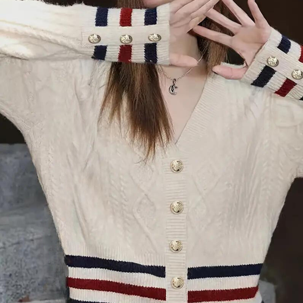 LUA - Stilvolle Damenstrickjacke für einen eleganten Look