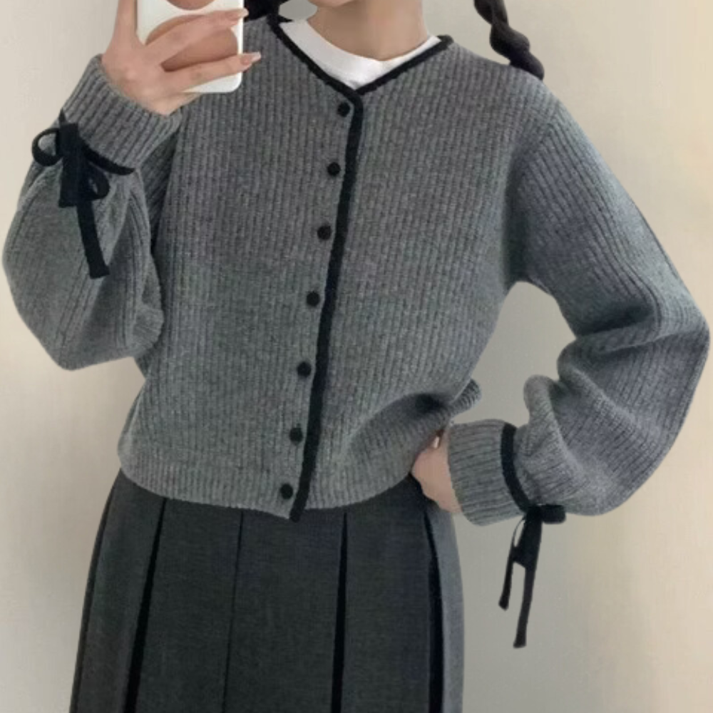Retro-inspirierte Strickjacke für Frauen in modischer Lavendelfarbe
