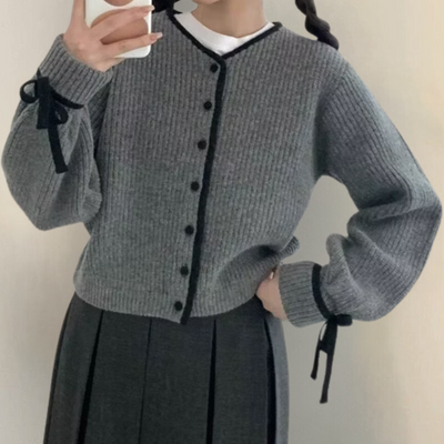 Retro-inspirierte Strickjacke für Frauen in modischer Lavendelfarbe