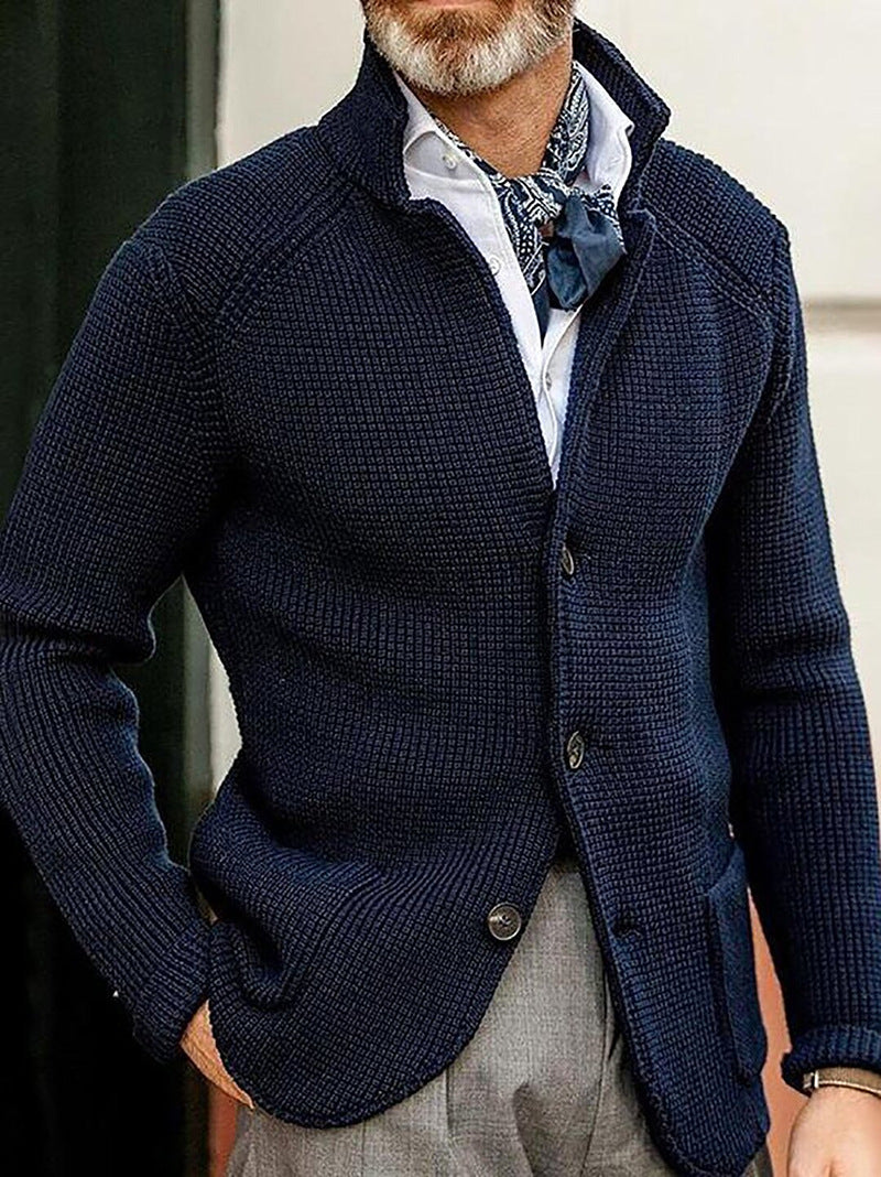 Aurora | Maßgeschneiderte und elegante Winter-Strickjacke