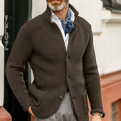 Aurora | Maßgeschneiderte und elegante Winter-Strickjacke
