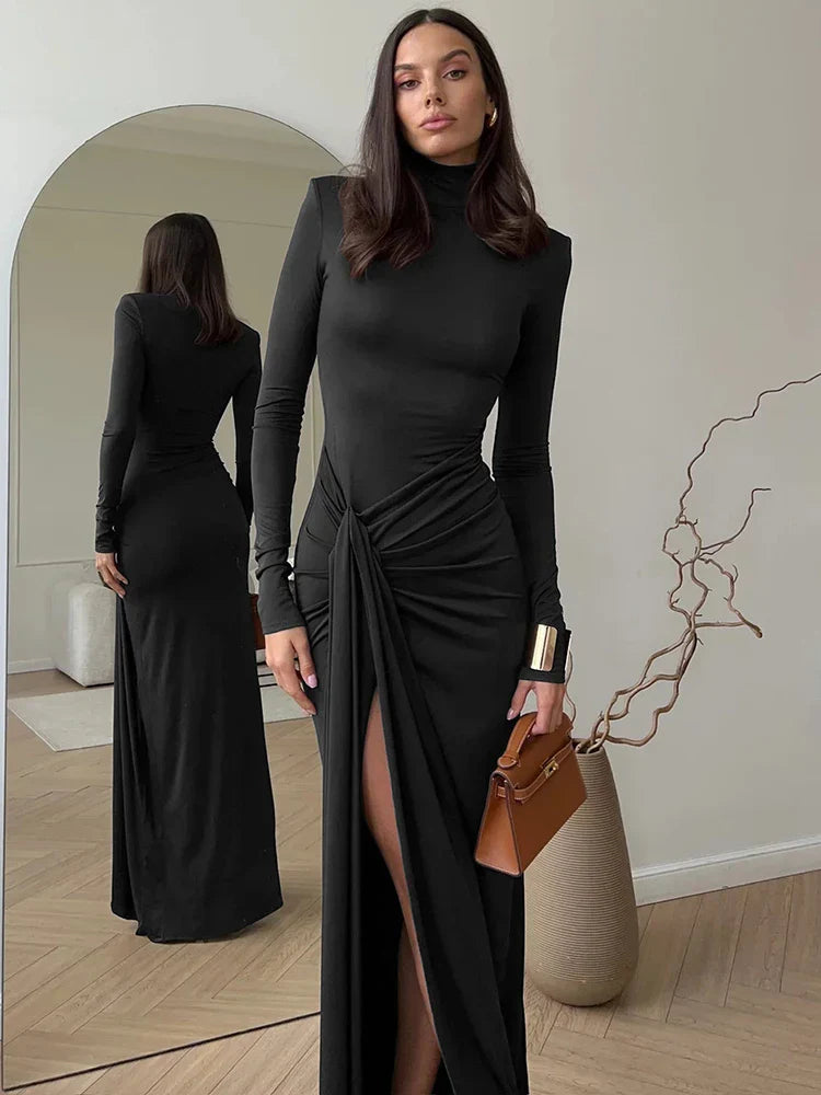 Lotte™ – Sexy, figurbetontes Rollkragenkleid mit hohem Schlitz