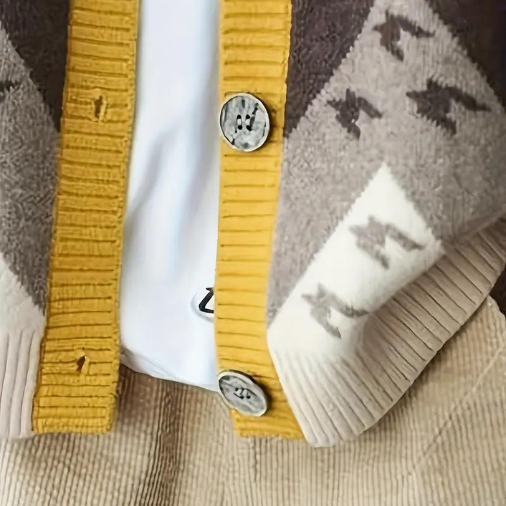 Stilvolle moderne Strickjacke für Frauen - MALLU