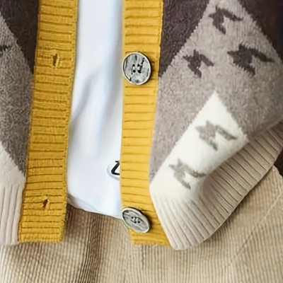 Stilvolle moderne Strickjacke für Frauen - MALLU
