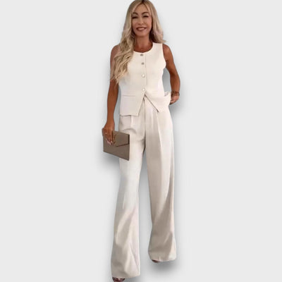 Milia – Damenanzug mit Weste und weitem Bein
