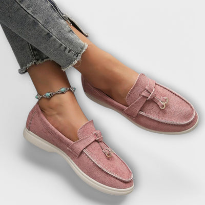 Sarima – Elegante Slipper mit Schnürdetail
