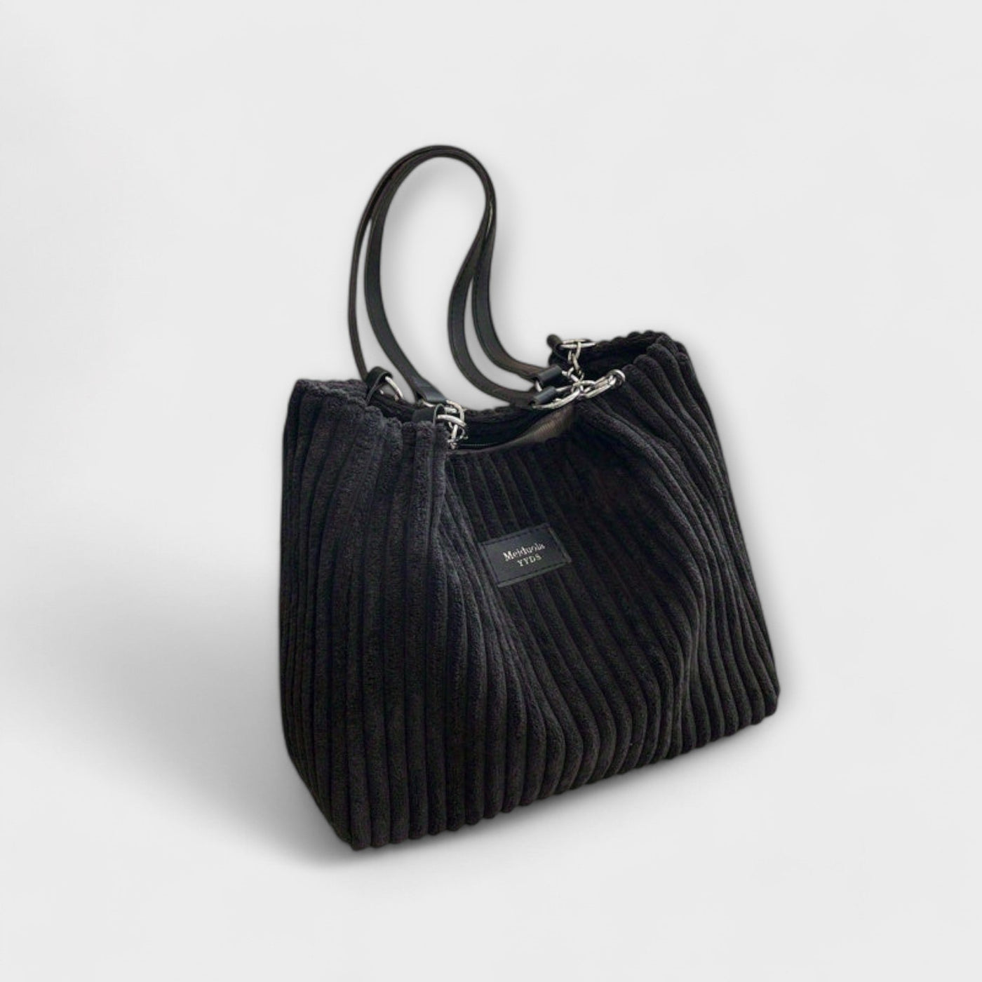 Malva – Weiche Schultertasche aus Velours