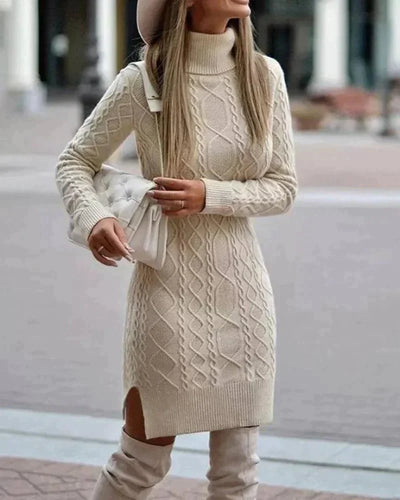Anette | Maßgeschneidertes und elegantes Winterkleid